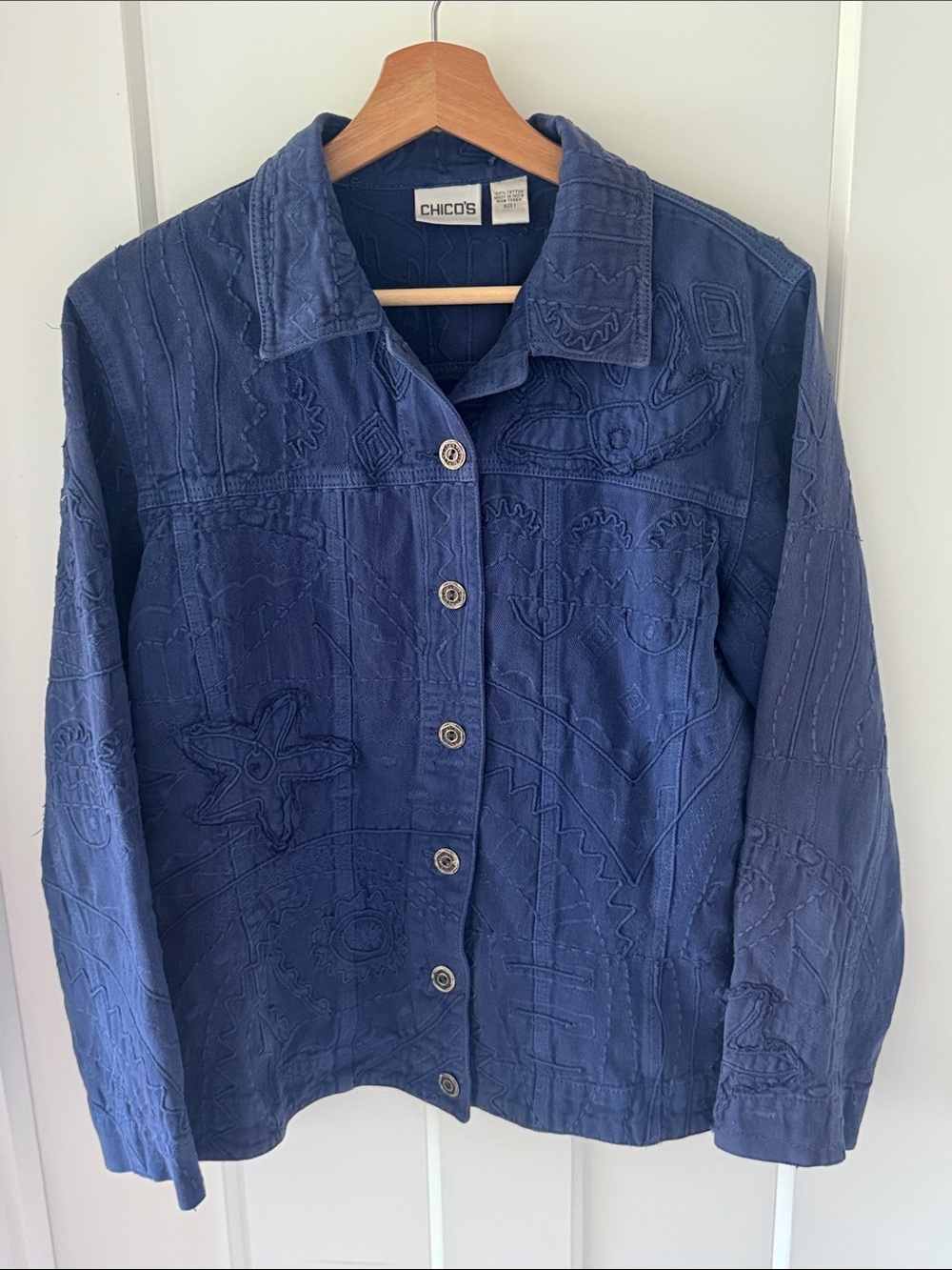 Vintage Chico's Embroidered Navy Blue Lightweight Shirt Jacket